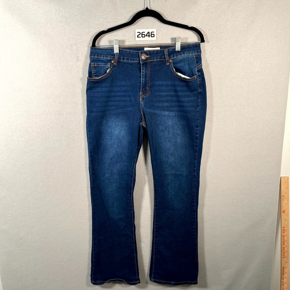 Gogo Jeans Women 15/32 Blue Denim Stretch Medium Wash Everyday Wear Straight Leg